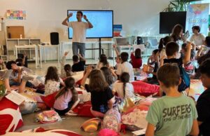 Le Sezioni Rondine della scuola primaria protagoniste a YouTopic Fest con Pera Toons